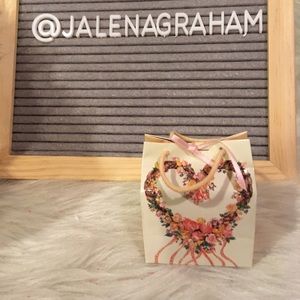 Light up my life music box gift bag